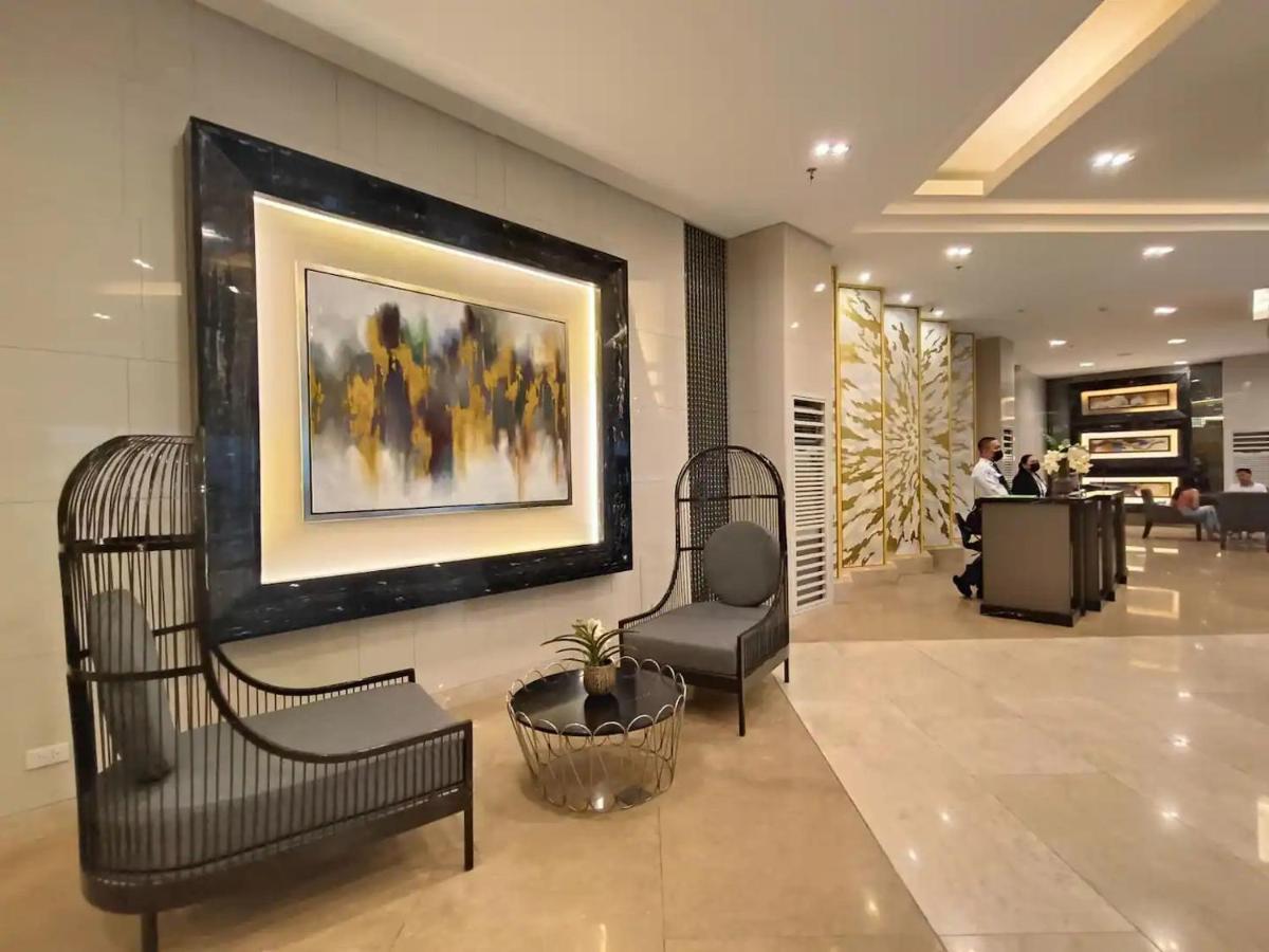 Penthouse Studio At Fame Residence 41St Floor, Shangrila-Megamall มะนิลา ภายนอก รูปภาพ
